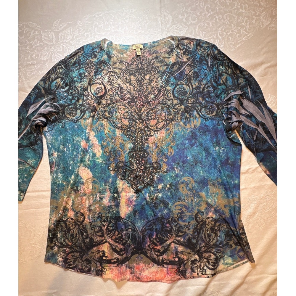 Reba Woman 3X Blue Filigree Rhinestone V-Neck Long Sleeve Top Made in USA